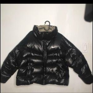 Nike Black Sportswear Therma-FIT Puffer XL